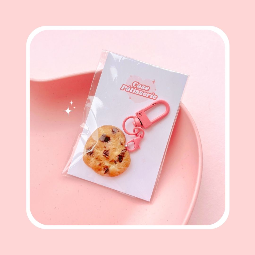 heart shaped chocolate chip cookie keyring