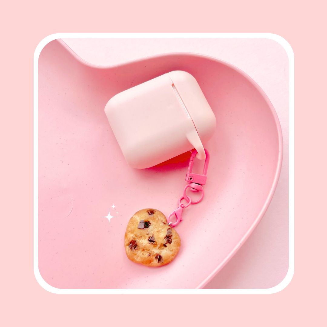 heart shaped chocolate chip cookie keyring